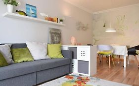 Brina, stylish apartment in Portimão